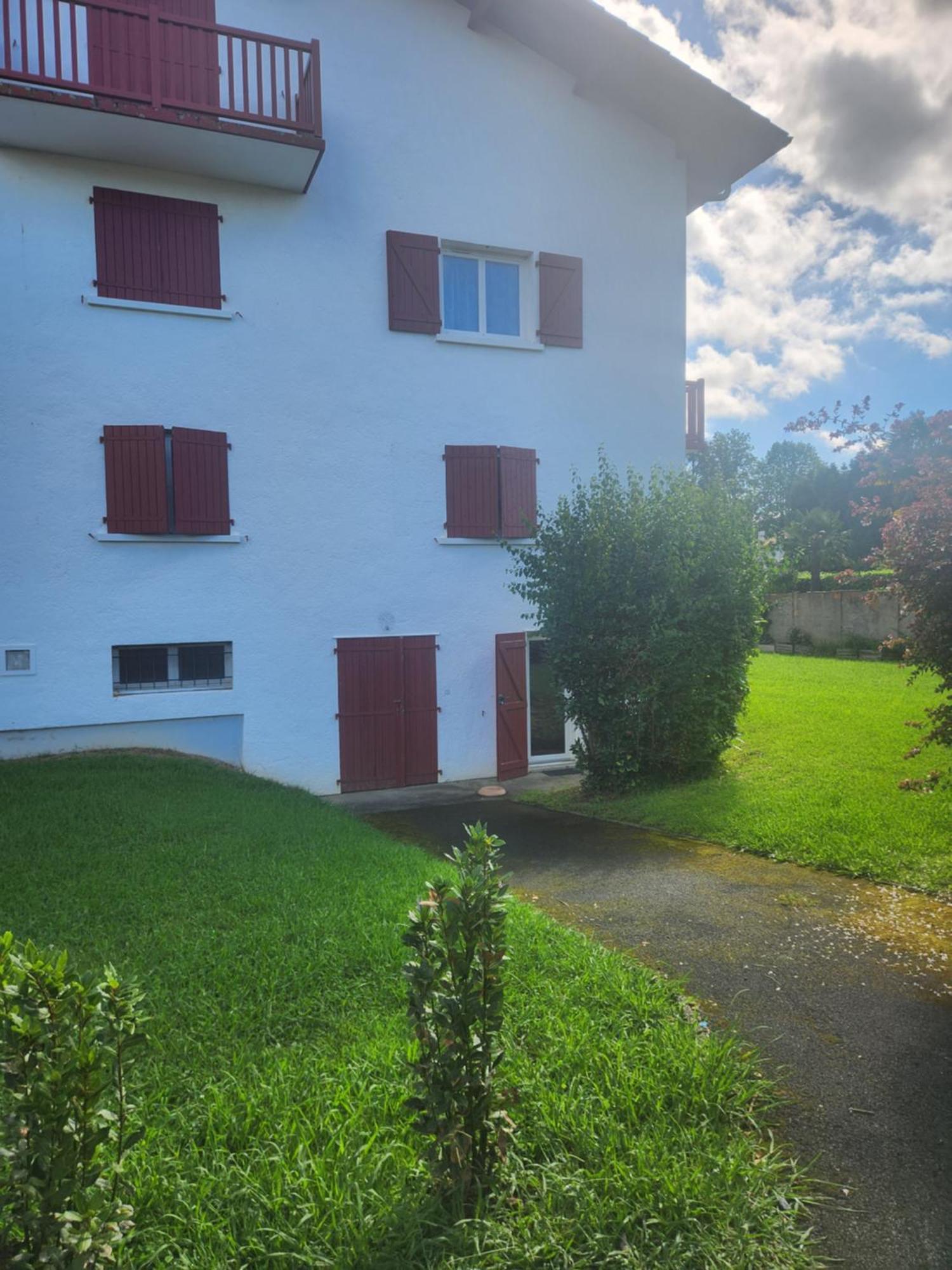 Studio Sur Les Fleuristes Cambo-les-Bains Buitenkant foto